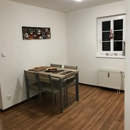 Na Namesti *